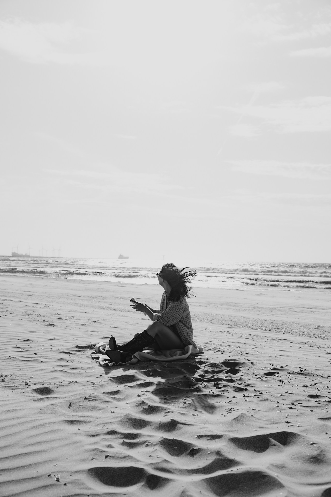 Beach Portrait Photoshoot in the Netherlands — Sunset Vibes. Romantic & Soulful Photography by Natalia Olhova in Rotterdam