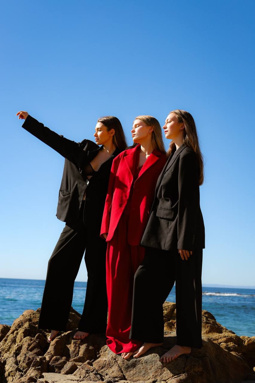 VALERIIA VIUNOVA individual shooting\love story\event\brand