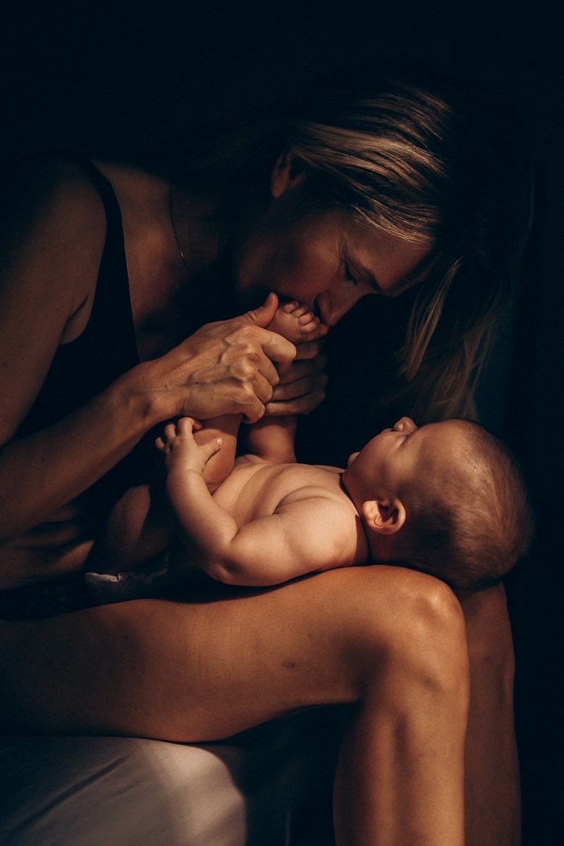 Fotografa documental de familia e nascimento em Florianópolis SC Daria Ermolaev