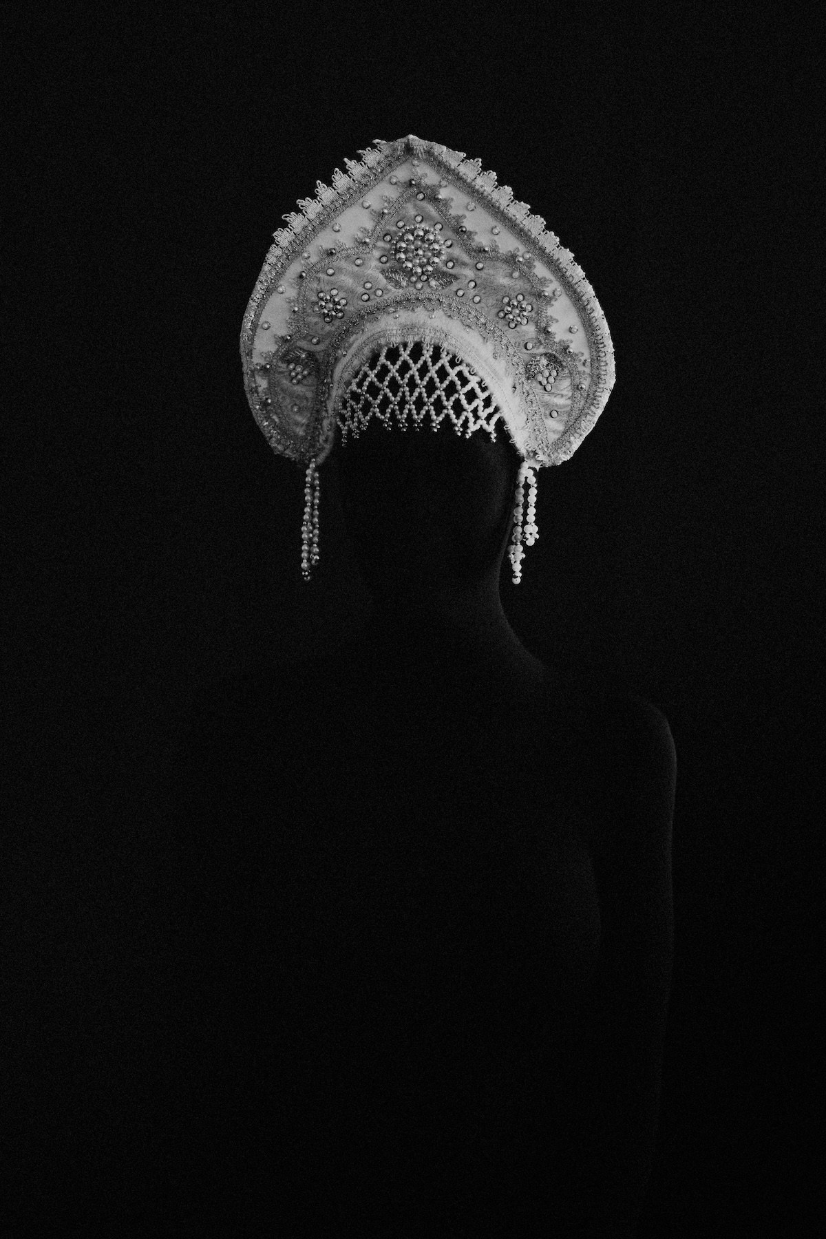 “The black night calls my name” (2023-2025). Anna Guseva | Visual artist