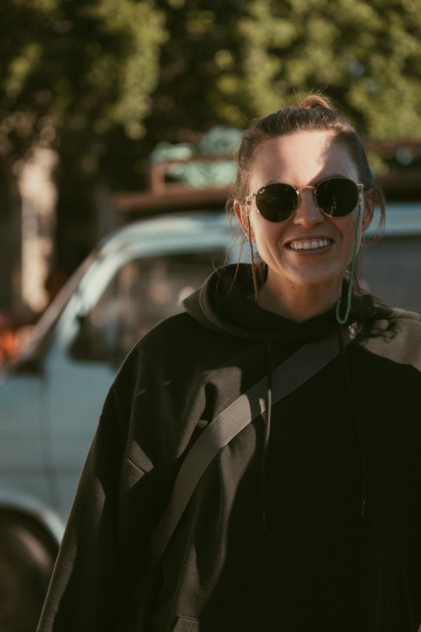 Travel and lifestyle fotografka. Dana Lišková — Empatická fotografka | Introspektivní umělkyně | Neurodivergentní koučka| Zakladatelka Artepy.cz