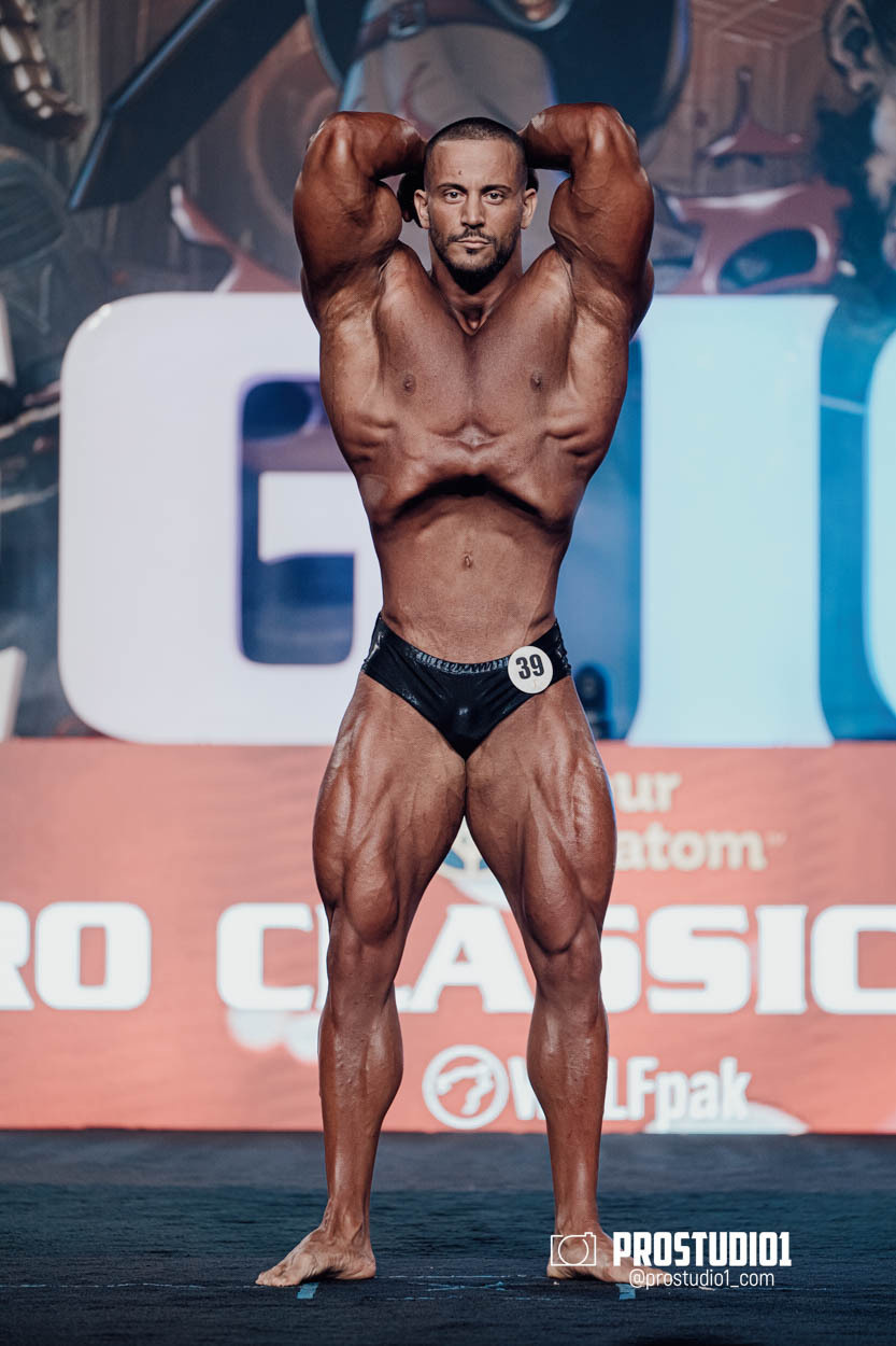 CLASSIC MEN’S PHYSIQUE. Photo & Video Production Studio #1