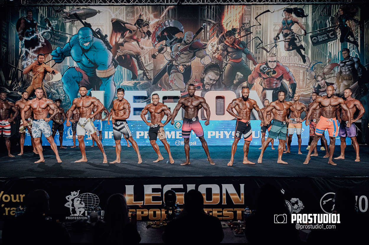 MEN’S PHYSIQUE. Photo & Video Production Studio #1