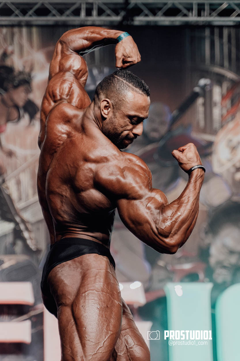 CLASSIC MEN’S PHYSIQUE. Photo & Video Production Studio #1