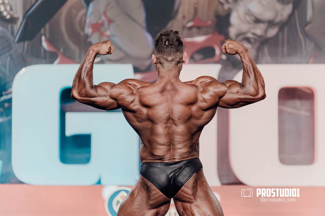 CLASSIC MEN’S PHYSIQUE. Photo & Video Production Studio #1
