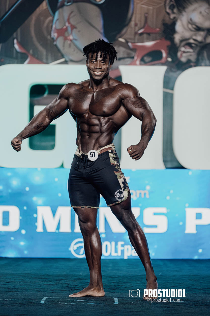 MEN’S PHYSIQUE. Photo & Video Production Studio #1