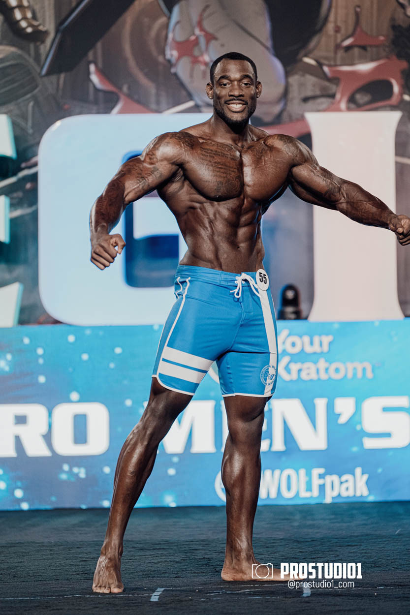 MEN’S PHYSIQUE. Photo & Video Production Studio #1