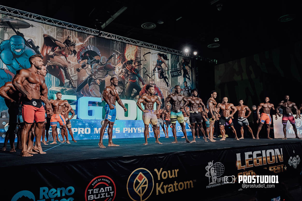 MEN’S PHYSIQUE. Photo & Video Production Studio #1