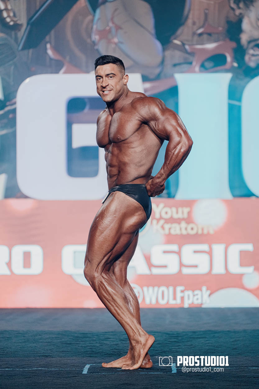CLASSIC MEN’S PHYSIQUE. Photo & Video Production Studio #1