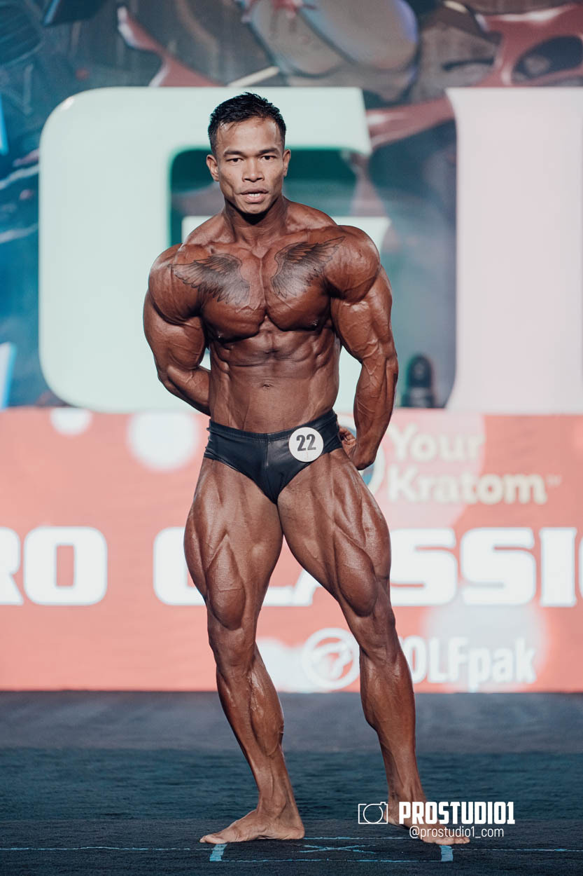 CLASSIC MEN’S PHYSIQUE. Photo & Video Production Studio #1