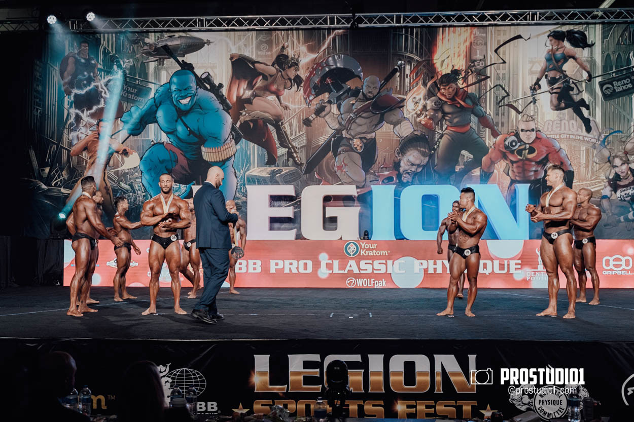 CLASSIC MEN’S PHYSIQUE. Photo & Video Production Studio #1
