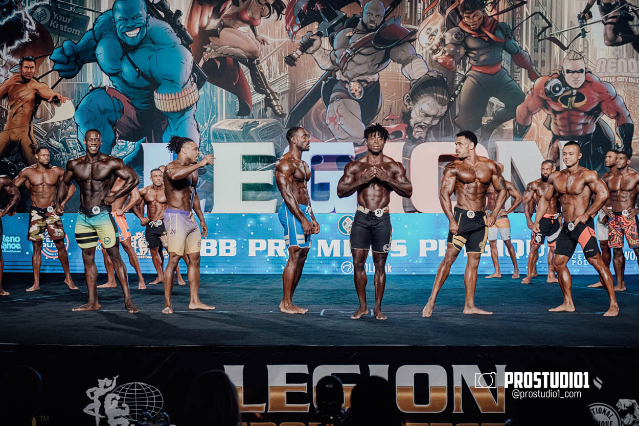 MEN’S PHYSIQUE. Photo & Video Production Studio #1