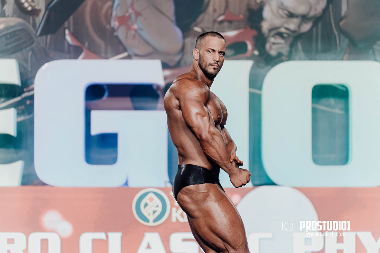 CLASSIC MEN’S PHYSIQUE. Photo & Video Production Studio #1