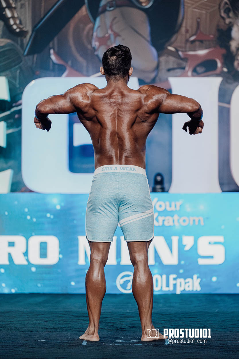 MEN’S PHYSIQUE. Photo & Video Production Studio #1