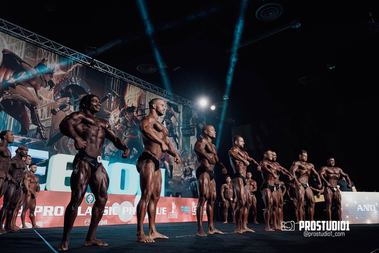 CLASSIC MEN’S PHYSIQUE. Photo & Video Production Studio #1