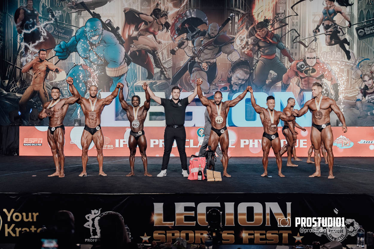 CLASSIC MEN’S PHYSIQUE. Photo & Video Production Studio #1