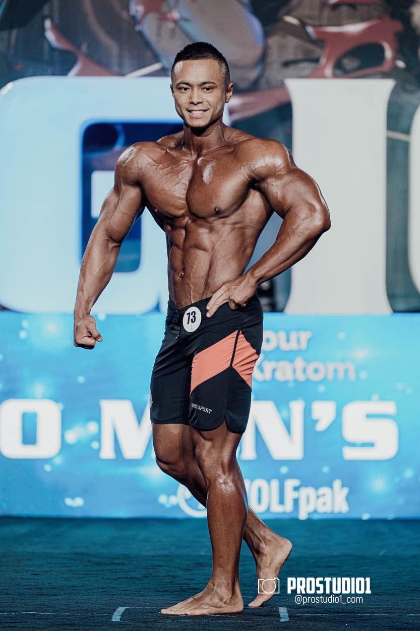 MEN’S PHYSIQUE. Photo & Video Production Studio #1