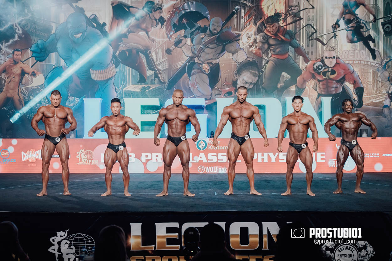 CLASSIC MEN’S PHYSIQUE. Photo & Video Production Studio #1