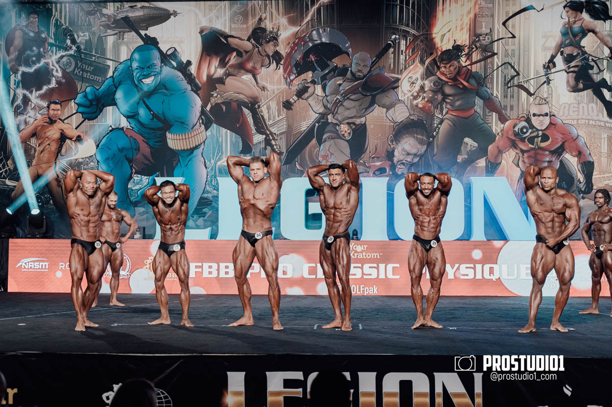 CLASSIC MEN’S PHYSIQUE. Photo & Video Production Studio #1