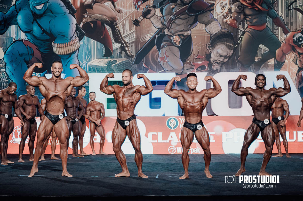 CLASSIC MEN’S PHYSIQUE. Photo & Video Production Studio #1