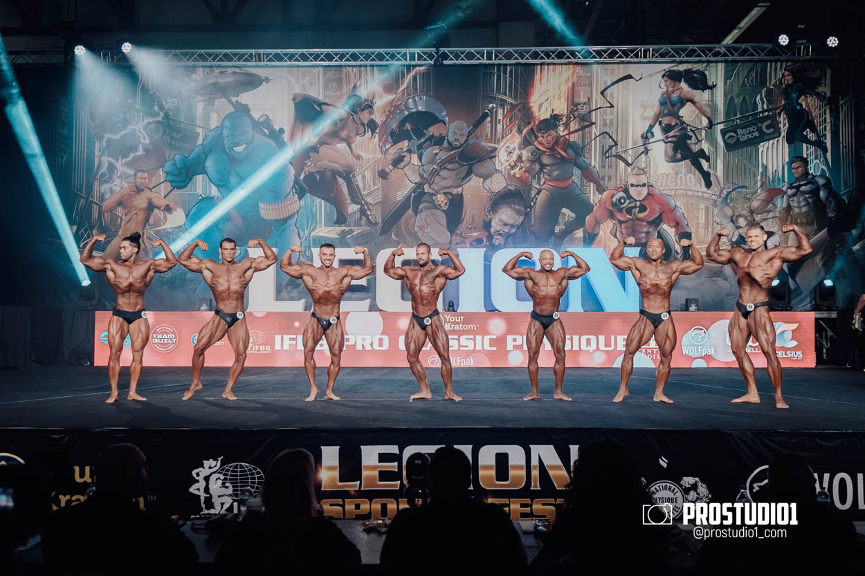 CLASSIC MEN’S PHYSIQUE. Photo & Video Production Studio #1