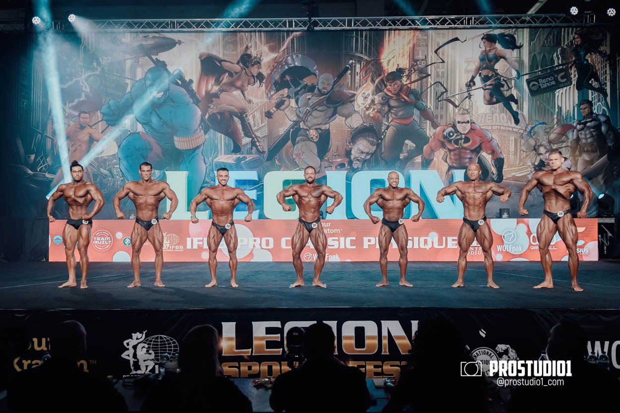 CLASSIC MEN’S PHYSIQUE. Photo & Video Production Studio #1