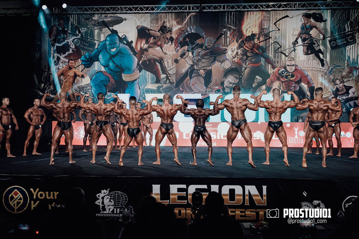 CLASSIC MEN’S PHYSIQUE. Photo & Video Production Studio #1