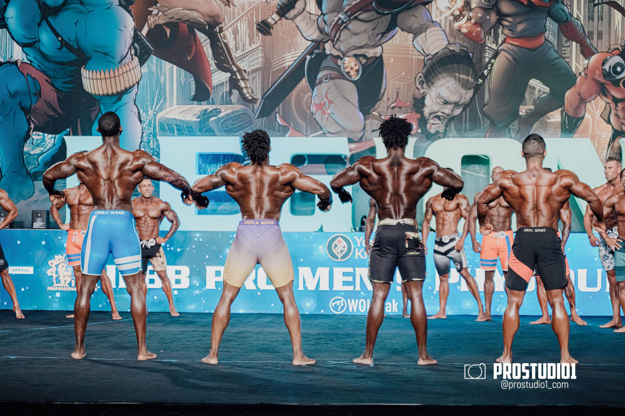 MEN’S PHYSIQUE. Photo & Video Production Studio #1