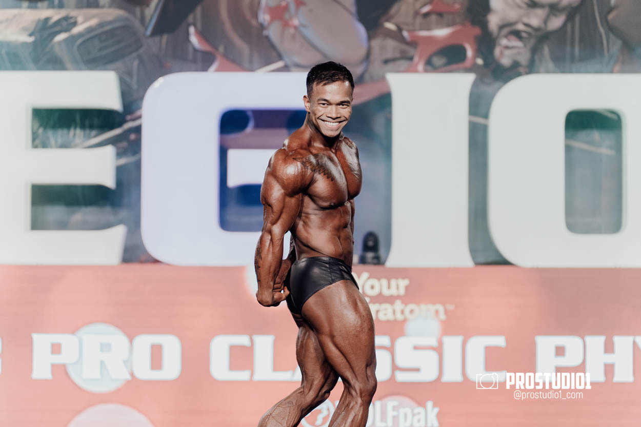 CLASSIC MEN’S PHYSIQUE. Photo & Video Production Studio #1