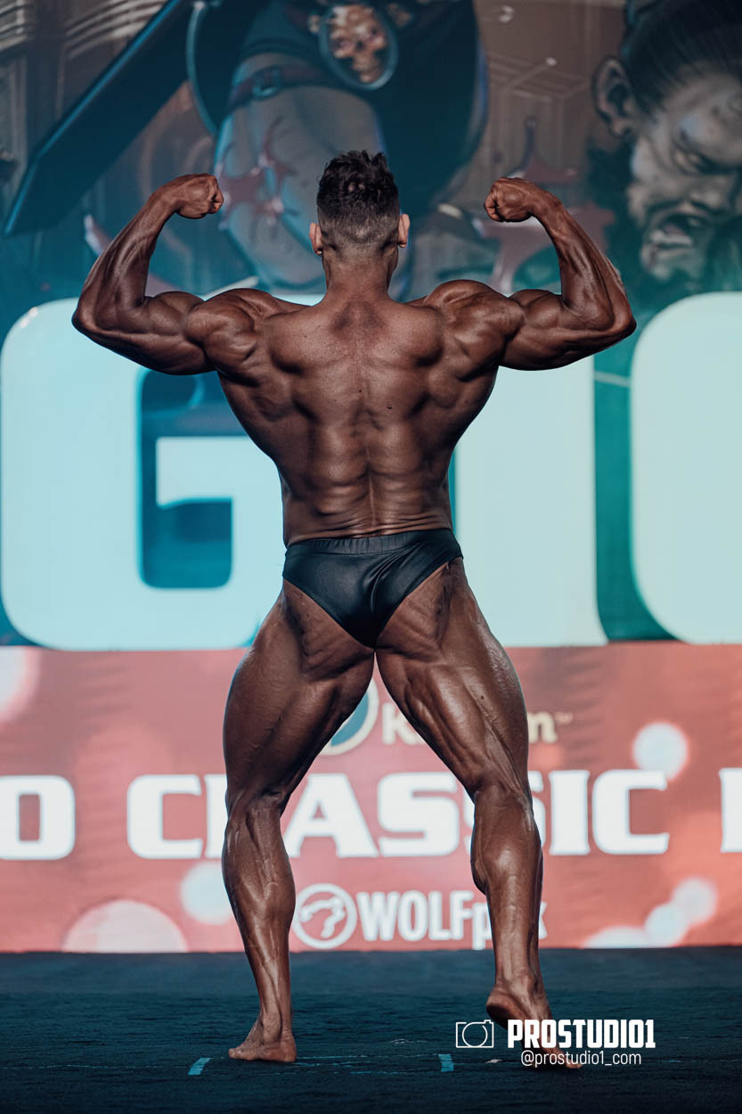 CLASSIC MEN’S PHYSIQUE. Photo & Video Production Studio #1