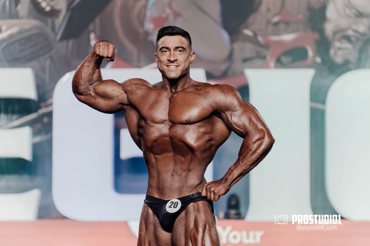 CLASSIC MEN’S PHYSIQUE. Photo & Video Production Studio #1