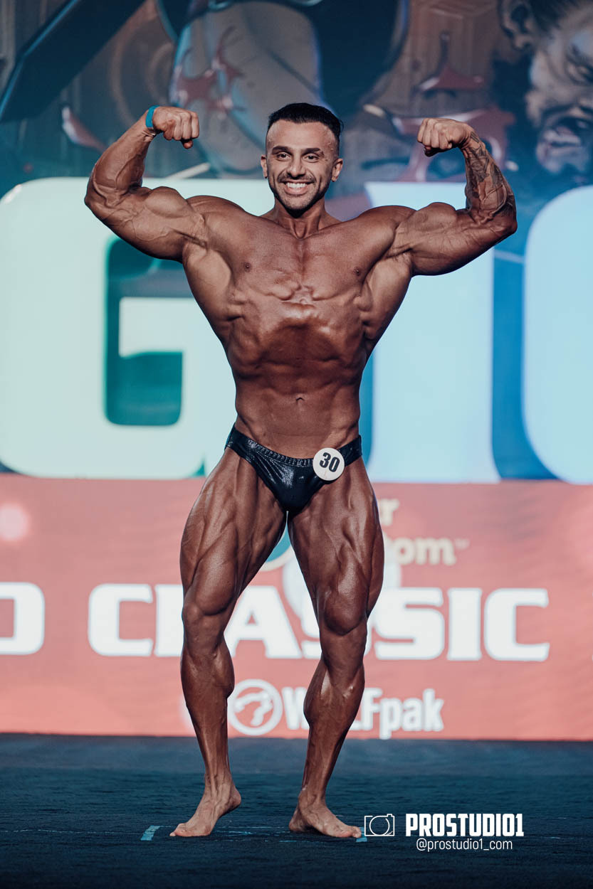 CLASSIC MEN’S PHYSIQUE. Photo & Video Production Studio #1