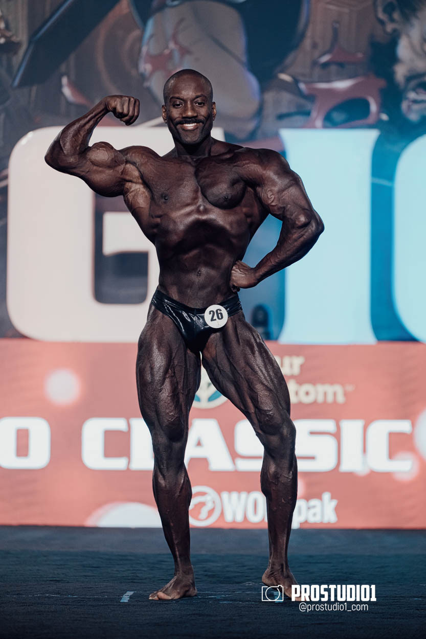 CLASSIC MEN’S PHYSIQUE. Photo & Video Production Studio #1