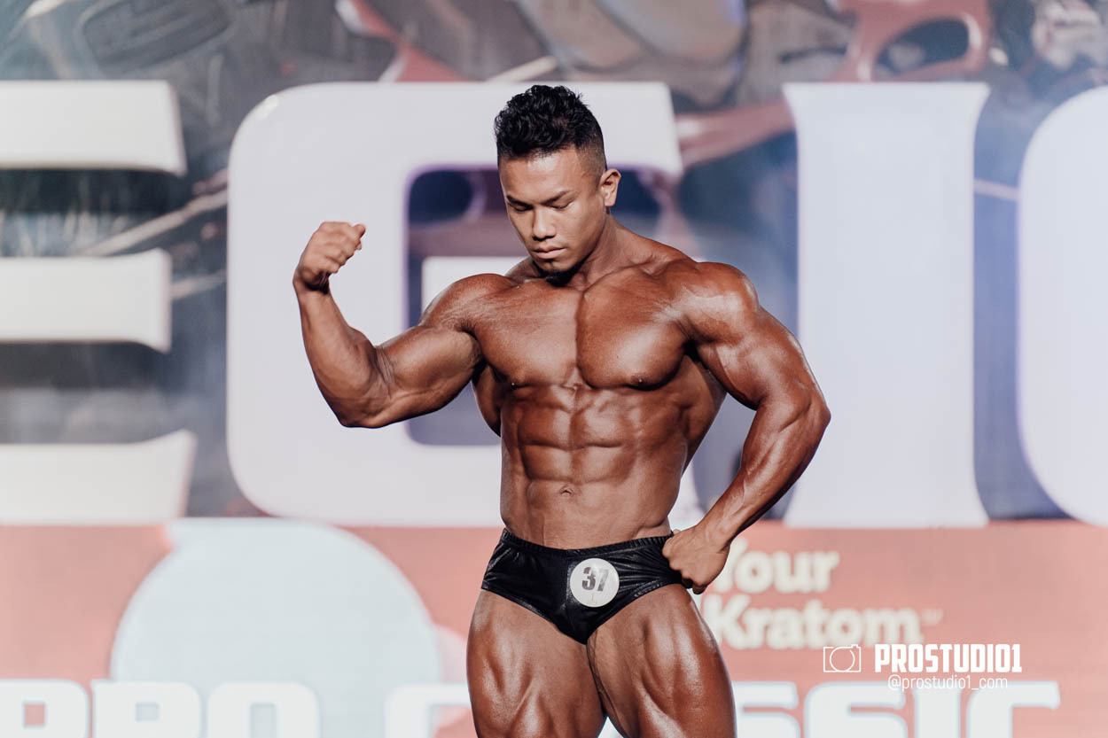 CLASSIC MEN’S PHYSIQUE. Photo & Video Production Studio #1