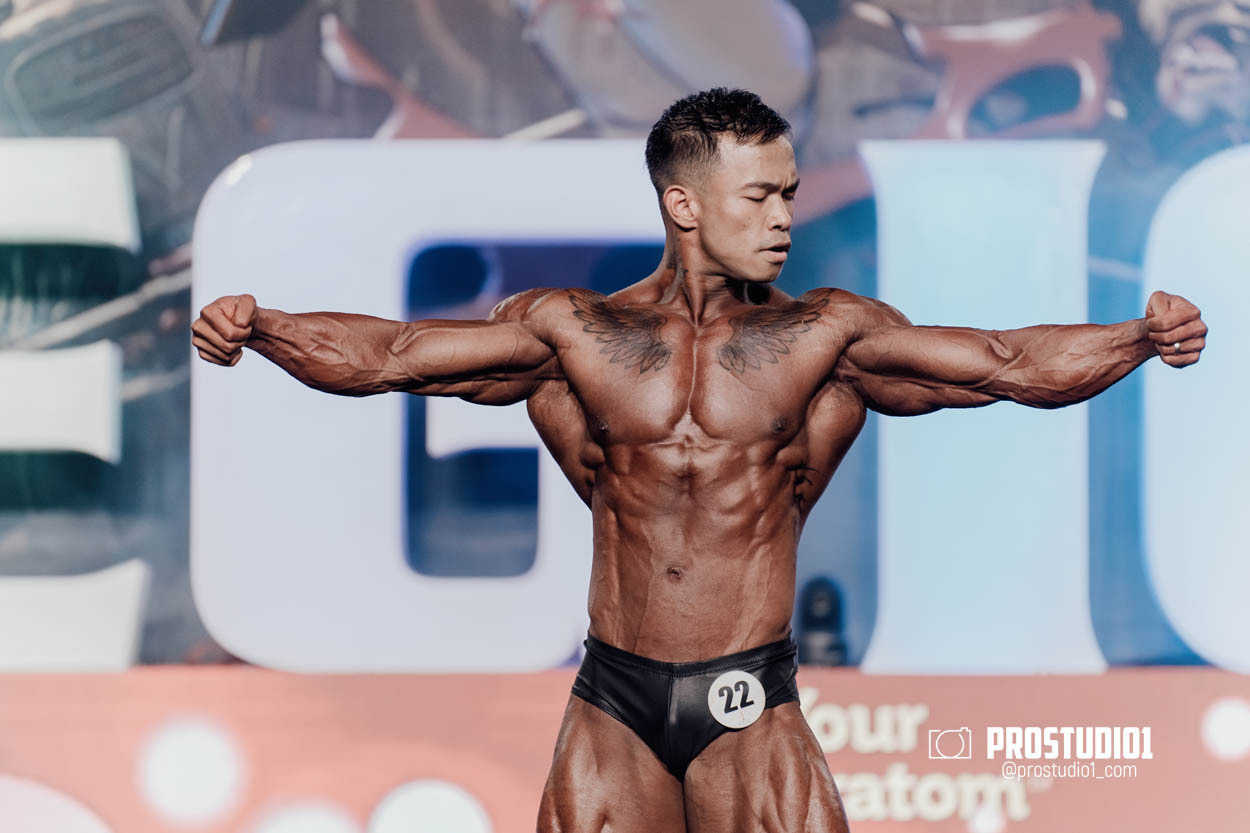 CLASSIC MEN’S PHYSIQUE. Photo & Video Production Studio #1