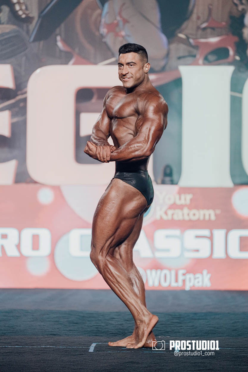 CLASSIC MEN’S PHYSIQUE. Photo & Video Production Studio #1