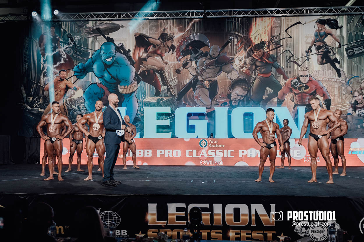 CLASSIC MEN’S PHYSIQUE. Photo & Video Production Studio #1