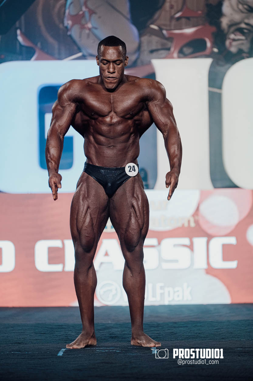 CLASSIC MEN’S PHYSIQUE. Photo & Video Production Studio #1