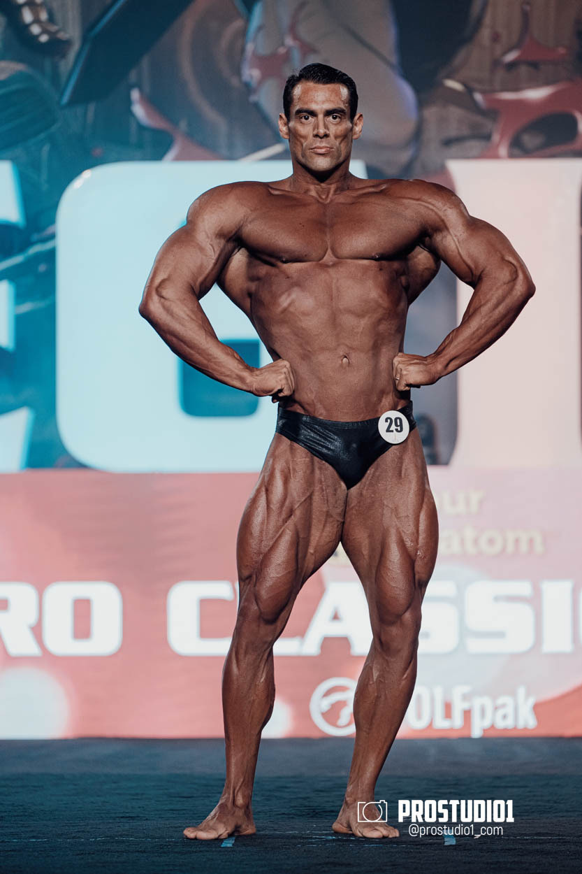 CLASSIC MEN’S PHYSIQUE. Photo & Video Production Studio #1