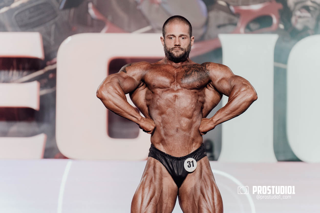 CLASSIC MEN’S PHYSIQUE. Photo & Video Production Studio #1