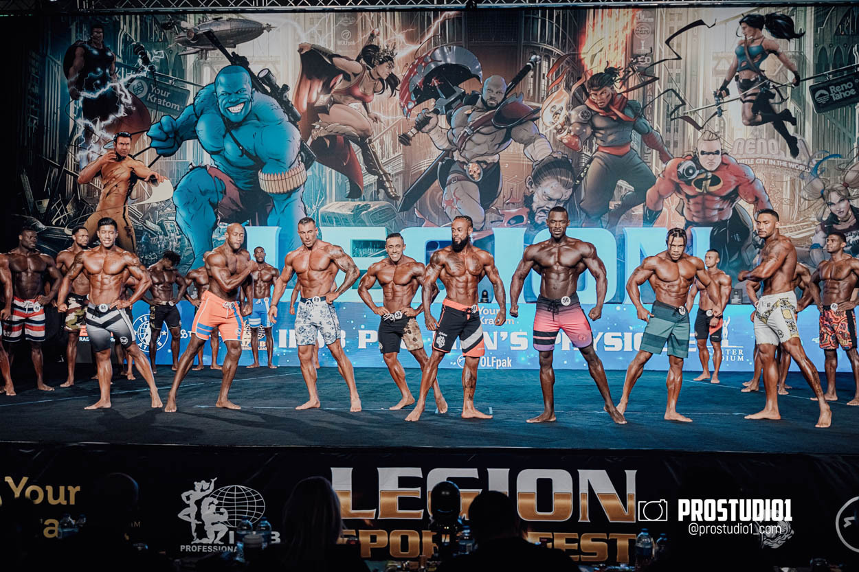 MEN’S PHYSIQUE. Photo & Video Production Studio #1