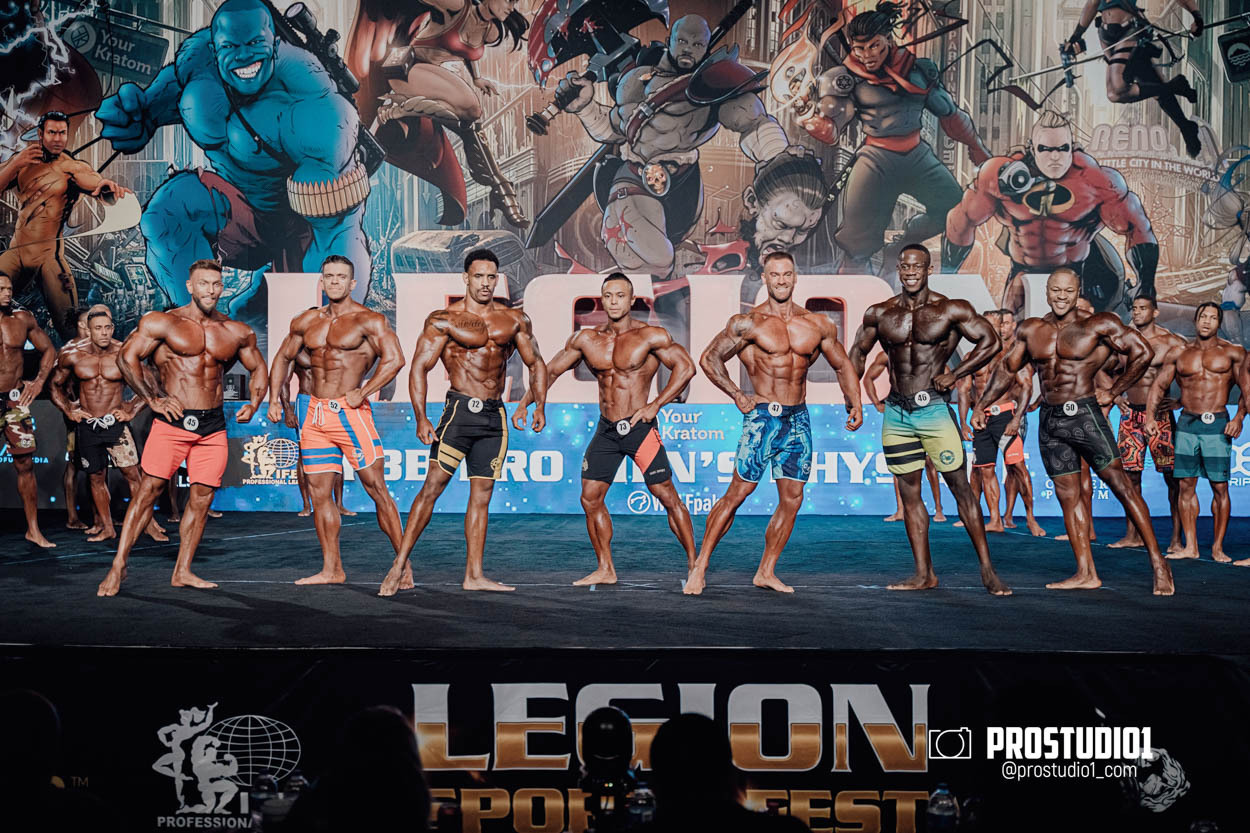 MEN’S PHYSIQUE. Photo & Video Production Studio #1