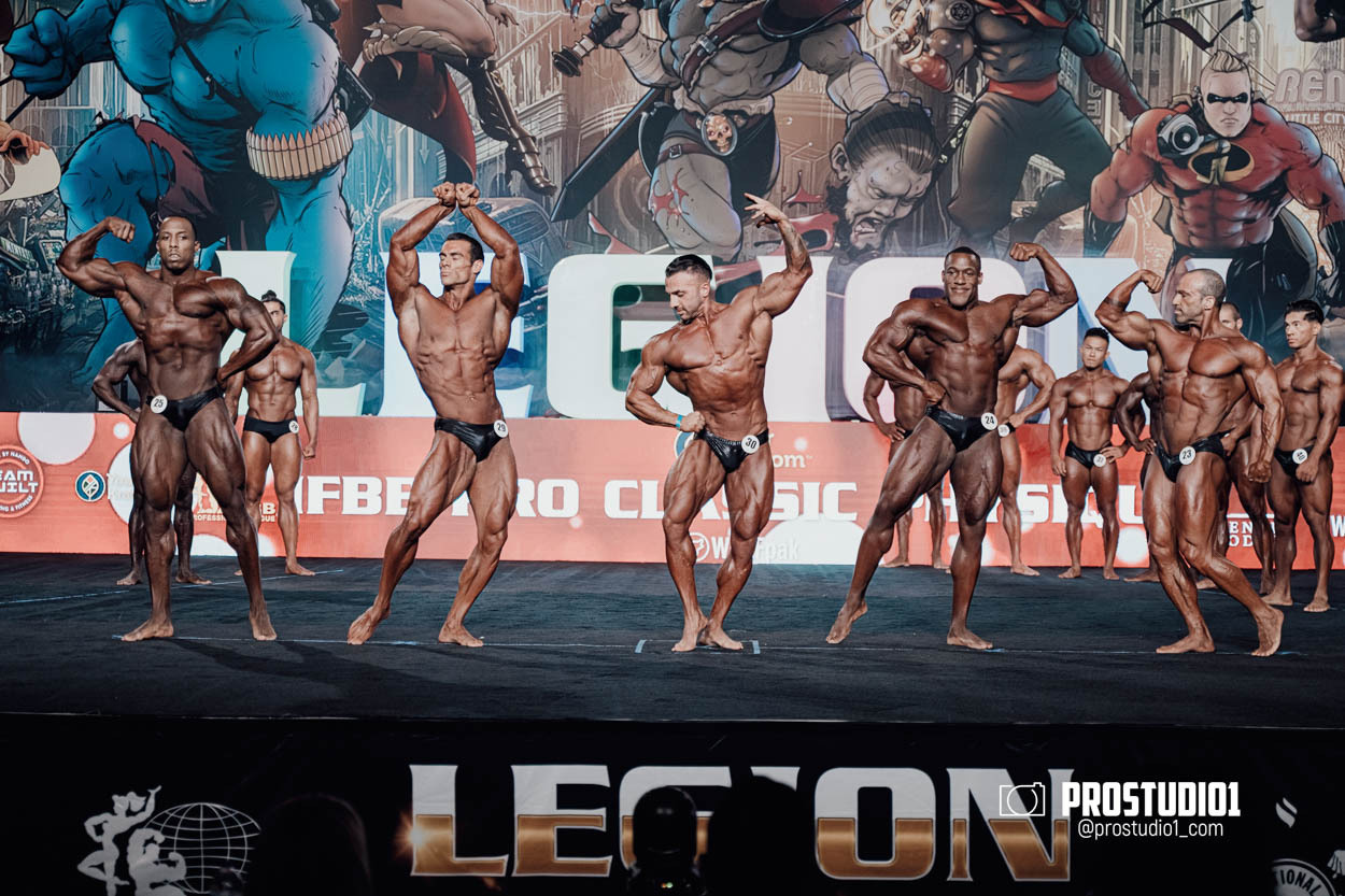 CLASSIC MEN’S PHYSIQUE. Photo & Video Production Studio #1