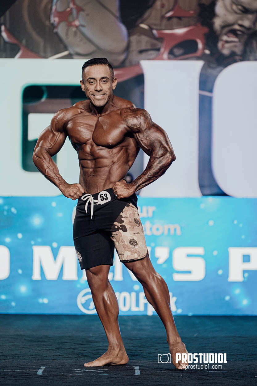 MEN’S PHYSIQUE. Photo & Video Production Studio #1