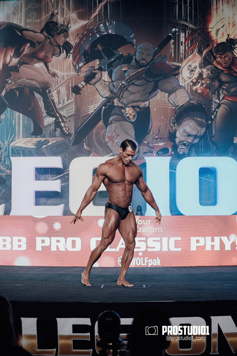 CLASSIC MEN’S PHYSIQUE. Photo & Video Production Studio #1