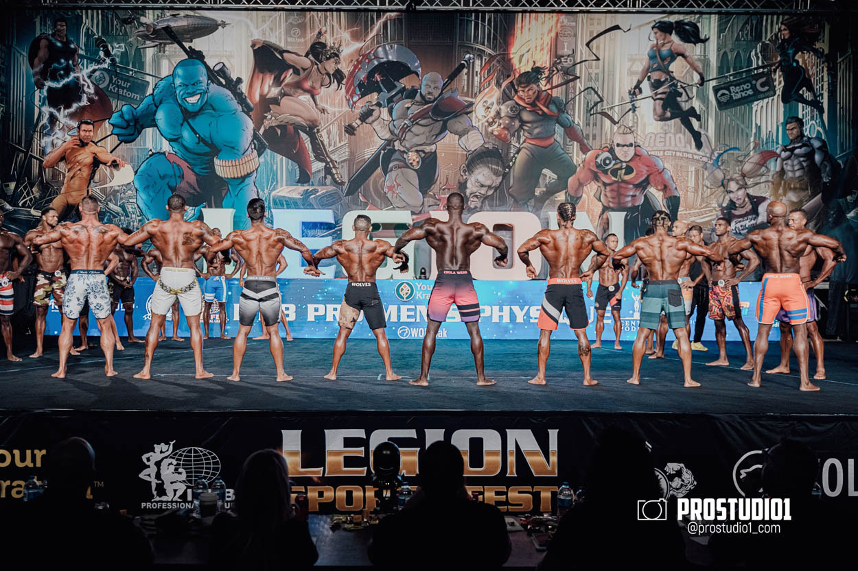 MEN’S PHYSIQUE. Photo & Video Production Studio #1