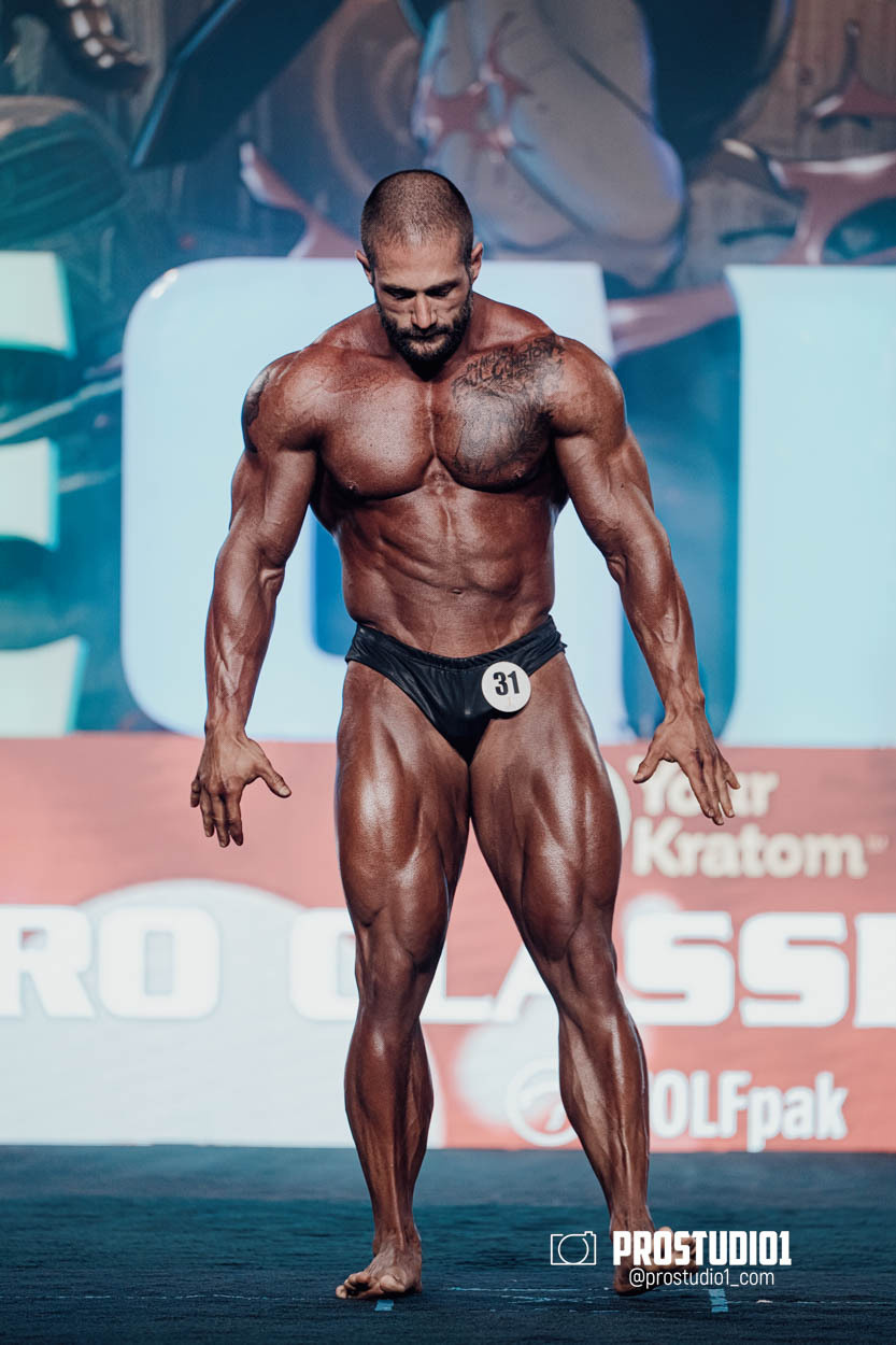 CLASSIC MEN’S PHYSIQUE. Photo & Video Production Studio #1