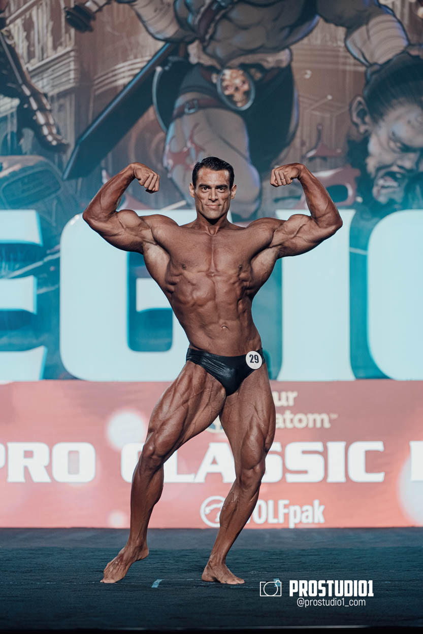 CLASSIC MEN’S PHYSIQUE. Photo & Video Production Studio #1
