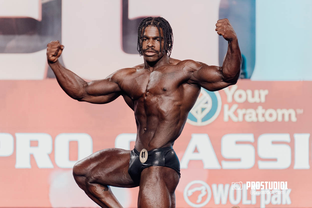 CLASSIC MEN’S PHYSIQUE. Photo & Video Production Studio #1