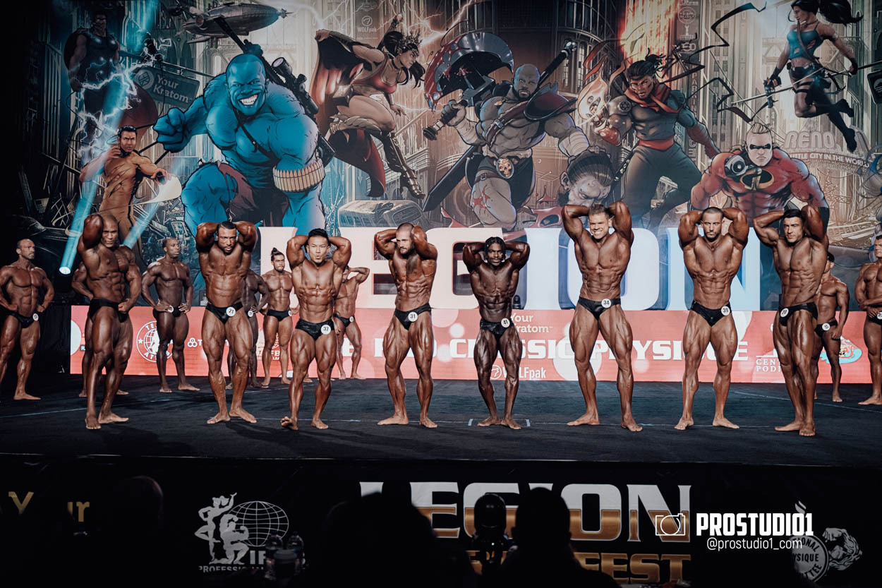 CLASSIC MEN’S PHYSIQUE. Photo & Video Production Studio #1